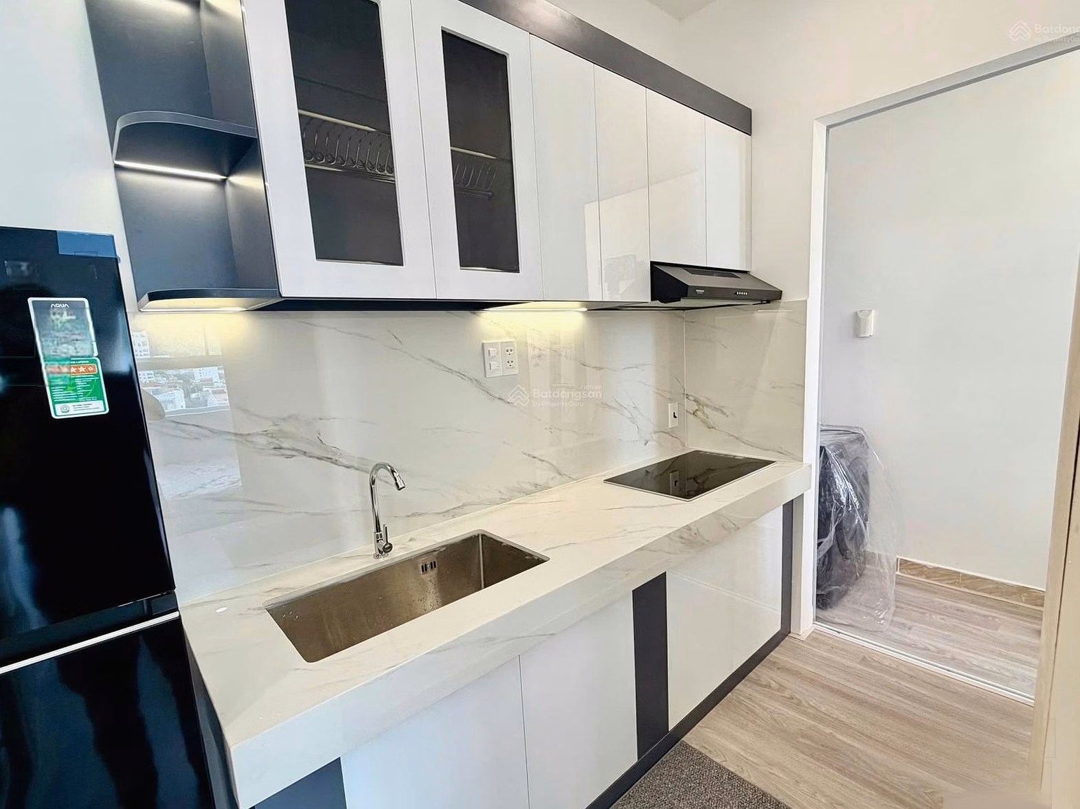 Selling 2 bedroom, 2 bathroom apartment in Vinh Hoa, Nha Trang, 2.35 billion, 55.3m2, beautiful packaging, super bargain price
