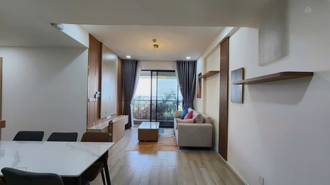 Lumiere Boulevard luxury 3 bedroom 2 bathroom apartment for rent at good price - Luxury apartment for rent