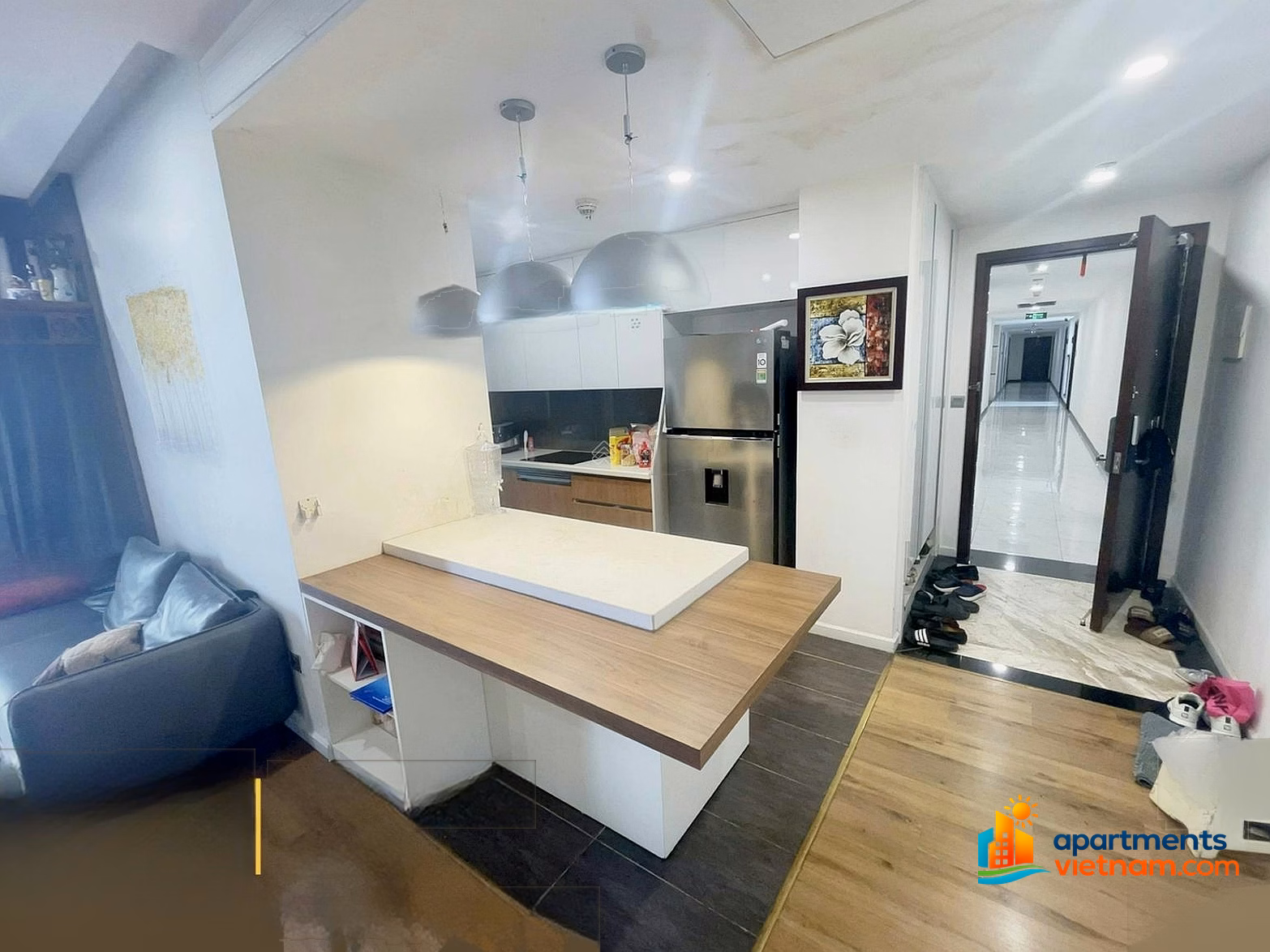 16 million/month Apartment for rent with 2 bedrooms, 2 bathrooms, 88m2, airy southern balcony. Full beautiful interior***