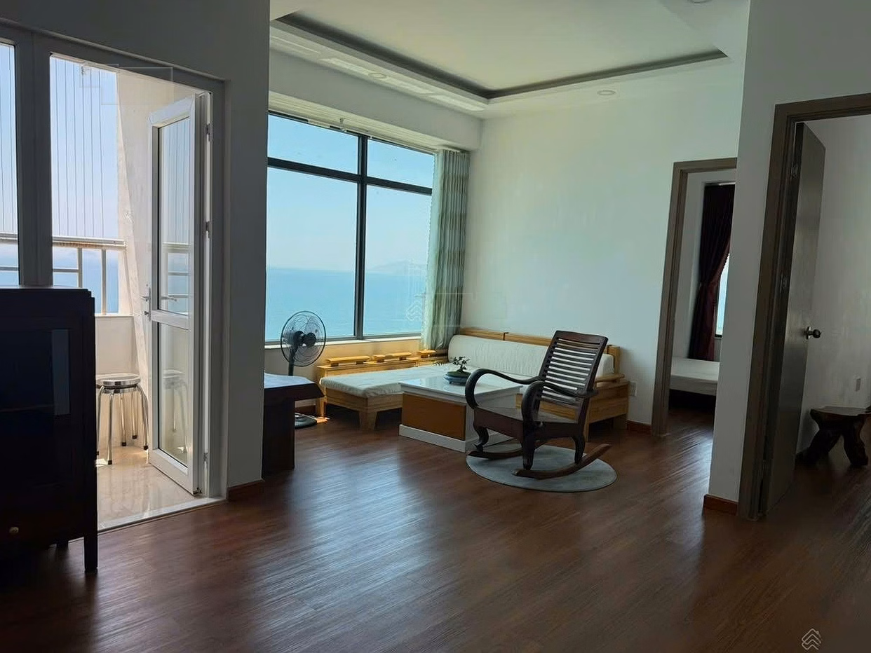 Corner apartment for rent, Building 1B Muong Thanh Vien Trieu, main sea view, 23rd floor, cool all day