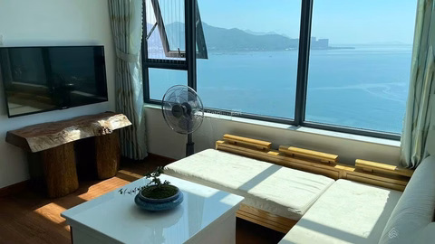 Corner apartment for rent, Building 1B Muong Thanh Vien Trieu, main sea view, 23rd floor, cool all day