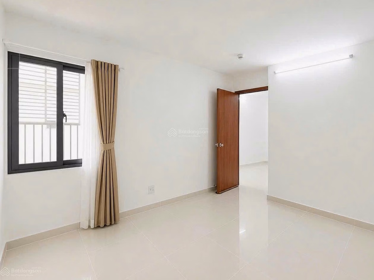 Urgent sale of apartment XH2 VCN Phuoc Long only 2.48 billion area: 64.2m2 2 bedrooms park view