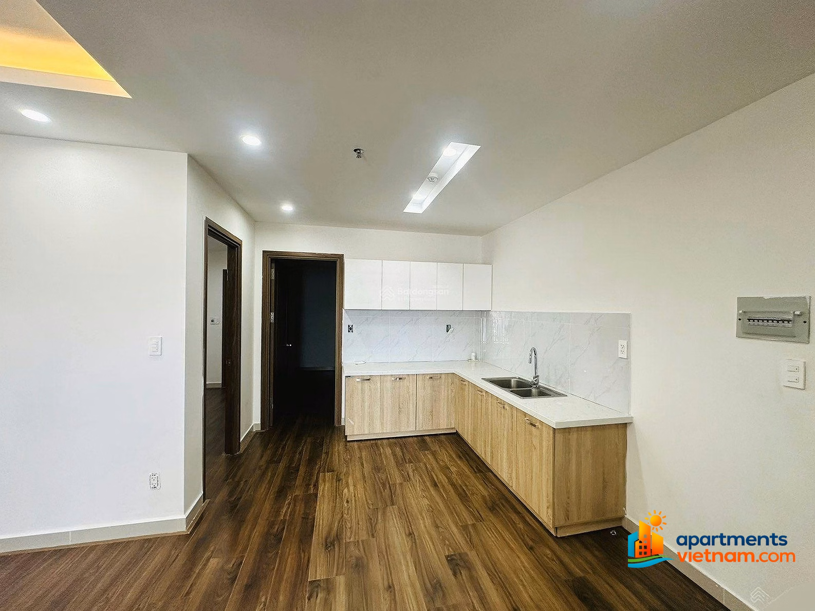 Selling an unfurnished apartment of 80m2 (3 bedrooms) in CT4 building VCN Phuoc Hai for only 3.8 billion - less luck