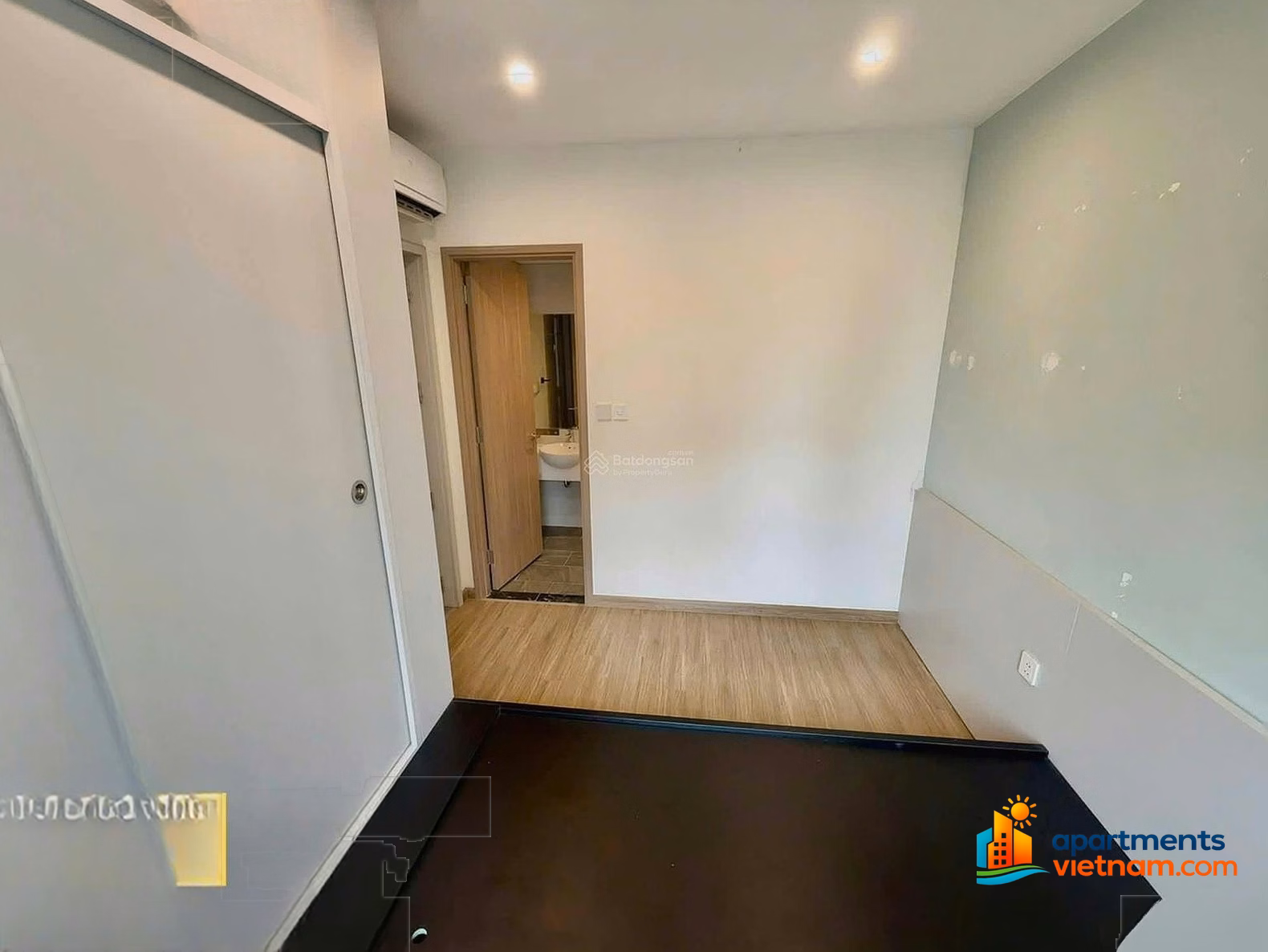 Beautifully furnished 2 bedroom, 2 bathroom apartment for urgent rent in GS1 building - only 10.5 million/month 0963 264 ***