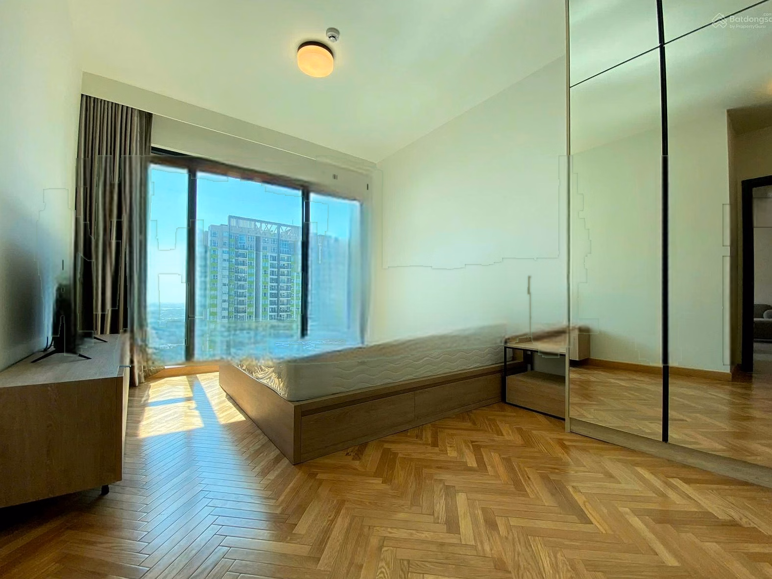 3 bedrooms for rent in Feliz En Vista, facing Southeast, high floor, river view, new house, price only 35 million/month