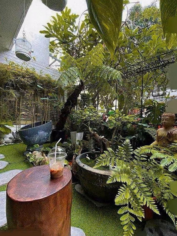 Selling by owner to notarize 2.5-storey villa Phu Loc 1 - Da Nang