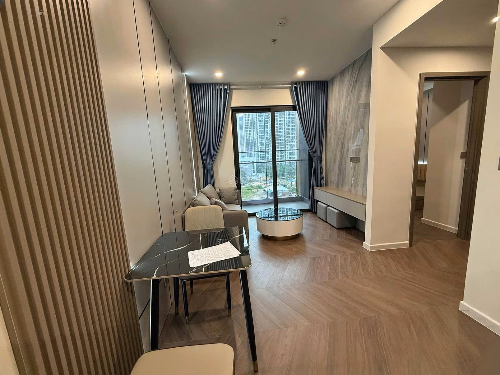 Luxury apartment for rent with 2 bedrooms, 2 bathrooms - area 61m2 Lumière Evergreen A3 - Free service for 3 years