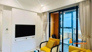 Landlord needs money to cut deep losses in 2 dualkey ocean view high floor, 6% rent discount
