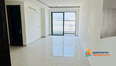 One of the few new high-floor apartments with 2 bedrooms, 2 bathrooms, fully furnished, selling price of 2.8 billion (Competitive price)
