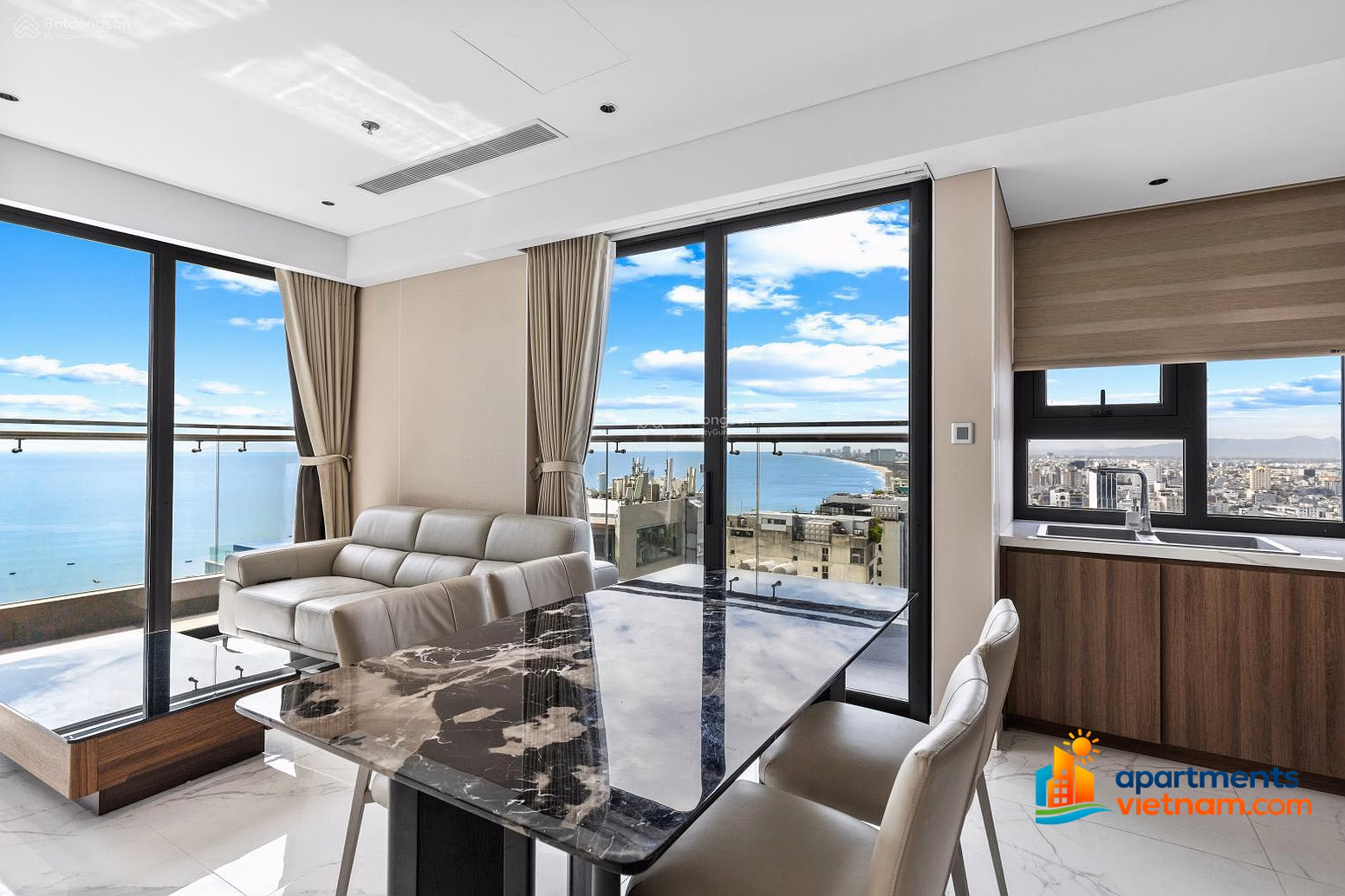 Times Square Danang luxury 2-bedroom apartment for rent