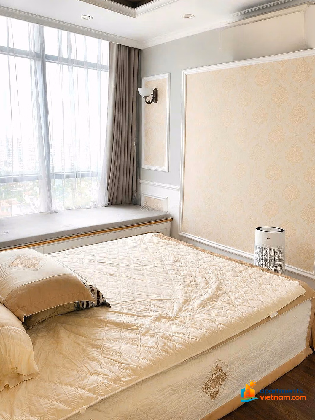Selling luxury apartment Eurowindow Multi Complex 27 Tran Duy Hung | 93m2 | 3 bedrooms, fully furnished