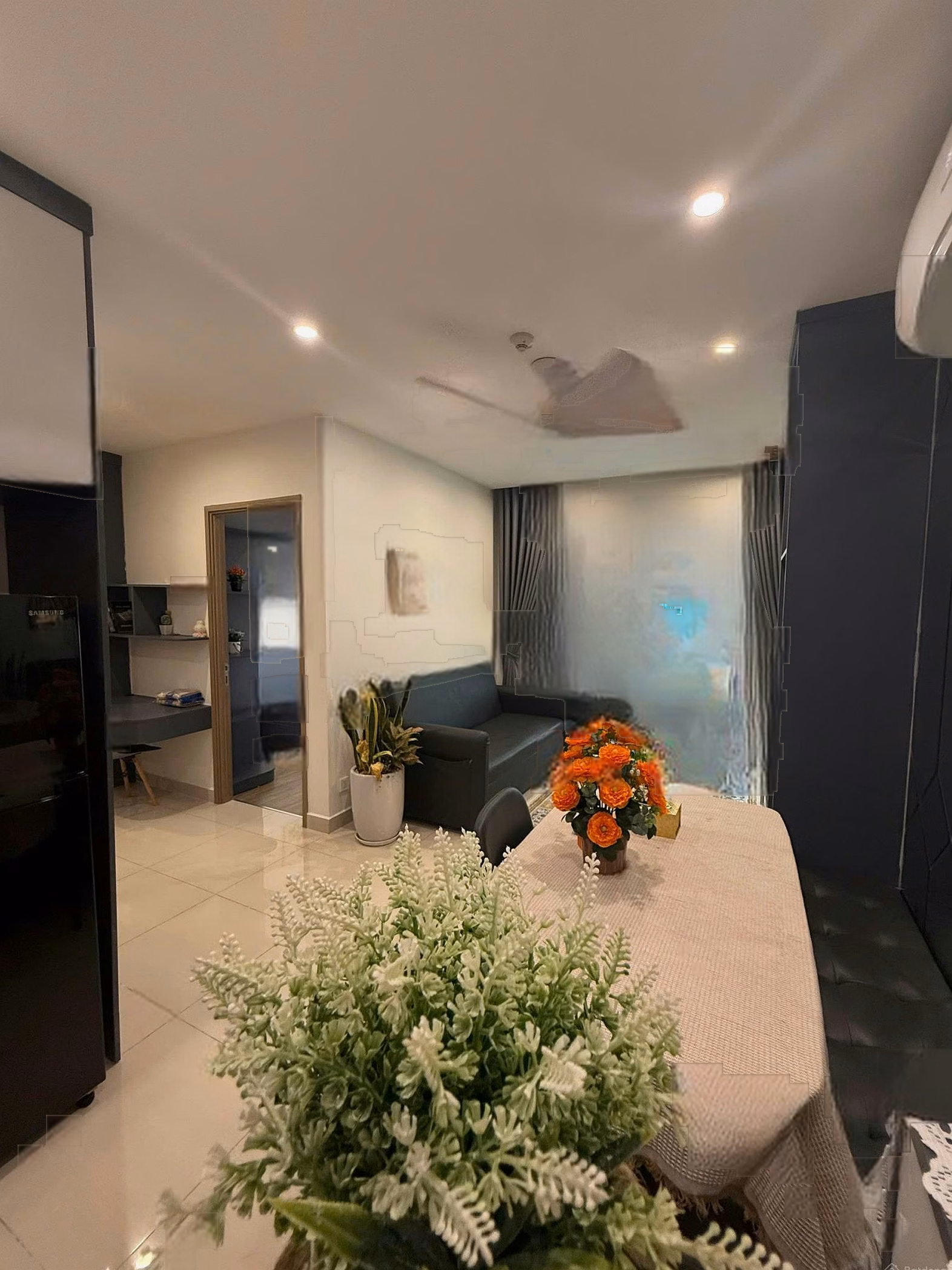 Quick sale Friday, 2N 1VS - middle floor - Area: 54.2m2, 3 billion 750 million Vinhomes Smart City!