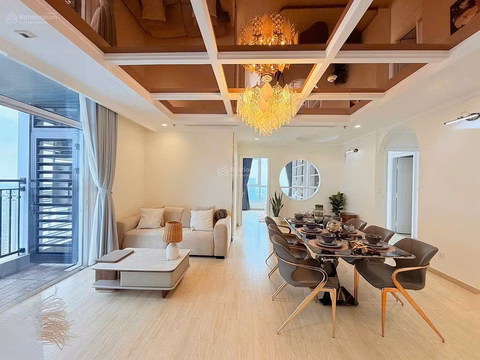 Vinhomes Landmark 81 for rent with high quality furniture at good price [1 bedroom 17 million] [2 bedrooms 21 million] [3 bedrooms 29 million] [4 bedrooms 45 million]