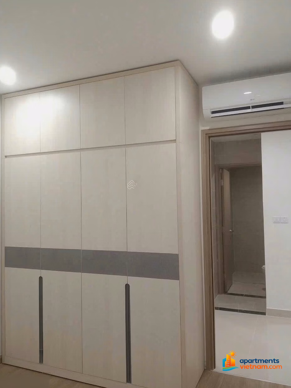 Urgent sale at reduced price of 2 bedroom apartment at The Rainbow 59m2, price only 2.5 billion