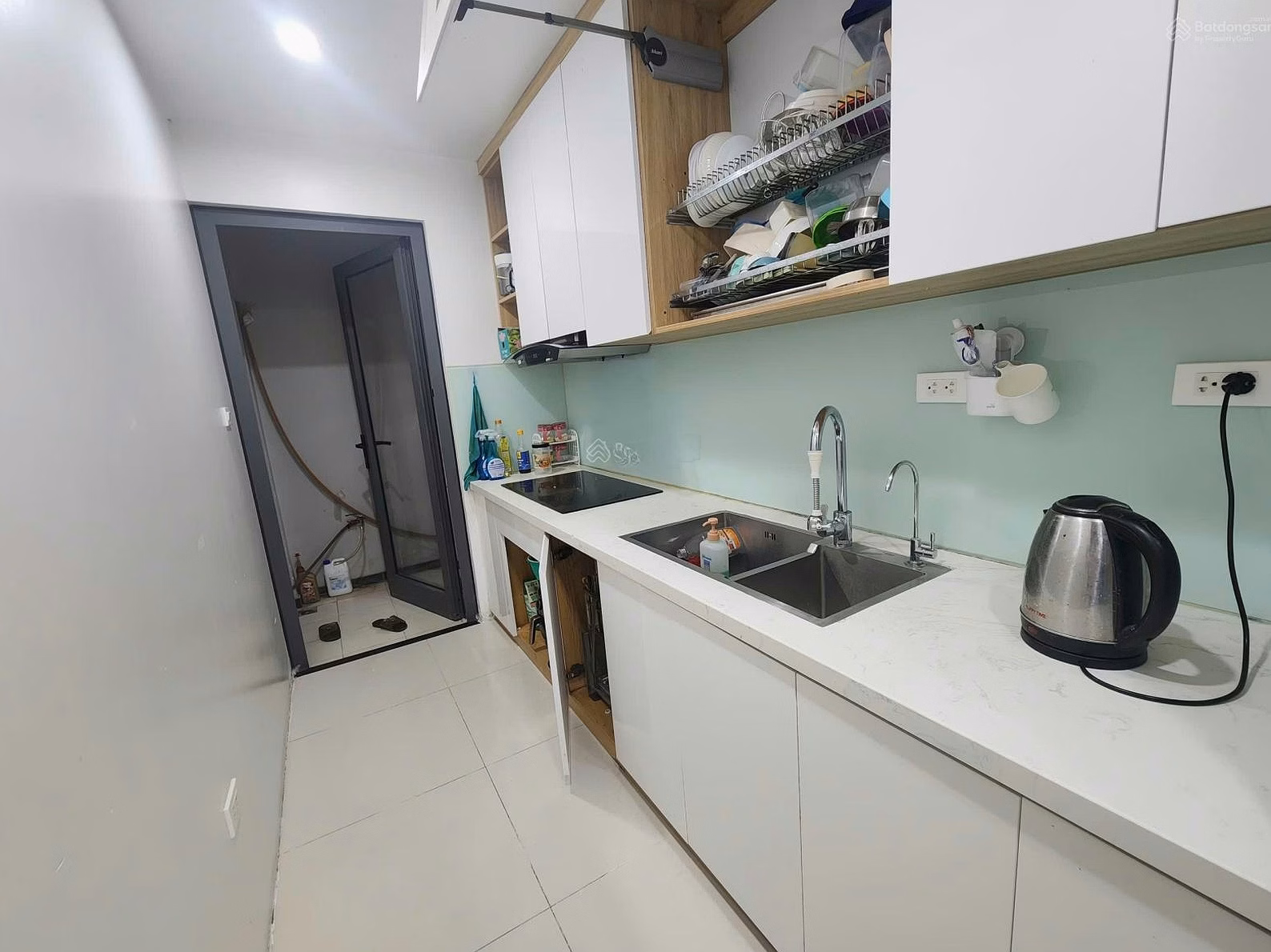 The owner leases the GoldSilk Complex apartment Van Phuc, Ha Dong. 78m2 2 bedrooms, 2 bathrooms, fully furnished