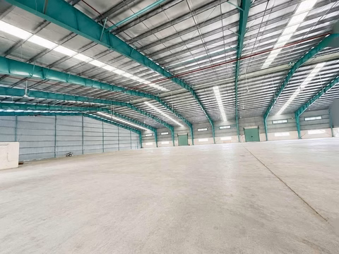 Beautiful warehouse and factory for rent in Linh Trung Ward, automatic fire protection, 12m high factory, container road, 24/24 security