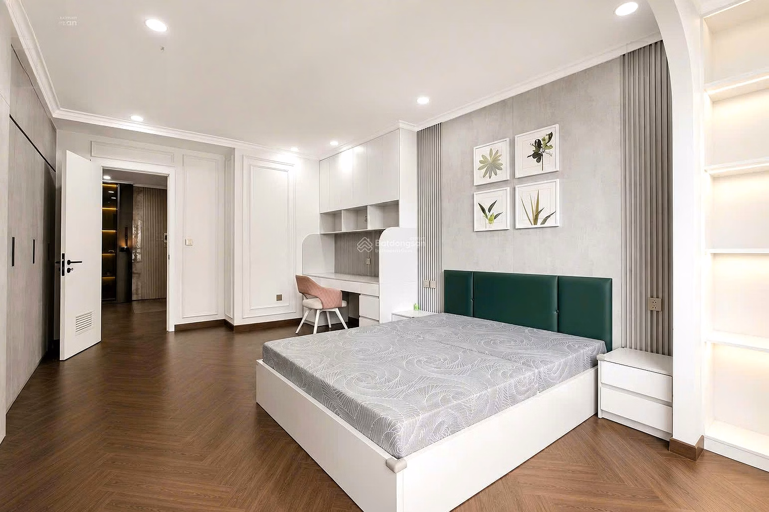 Apartment for sale 1N - 5.2 billion; 2N - 7.8 billion; 3N - 8.8 billion; 4N - 19 billion; Especially the 192m2 pine dam apartment has slots