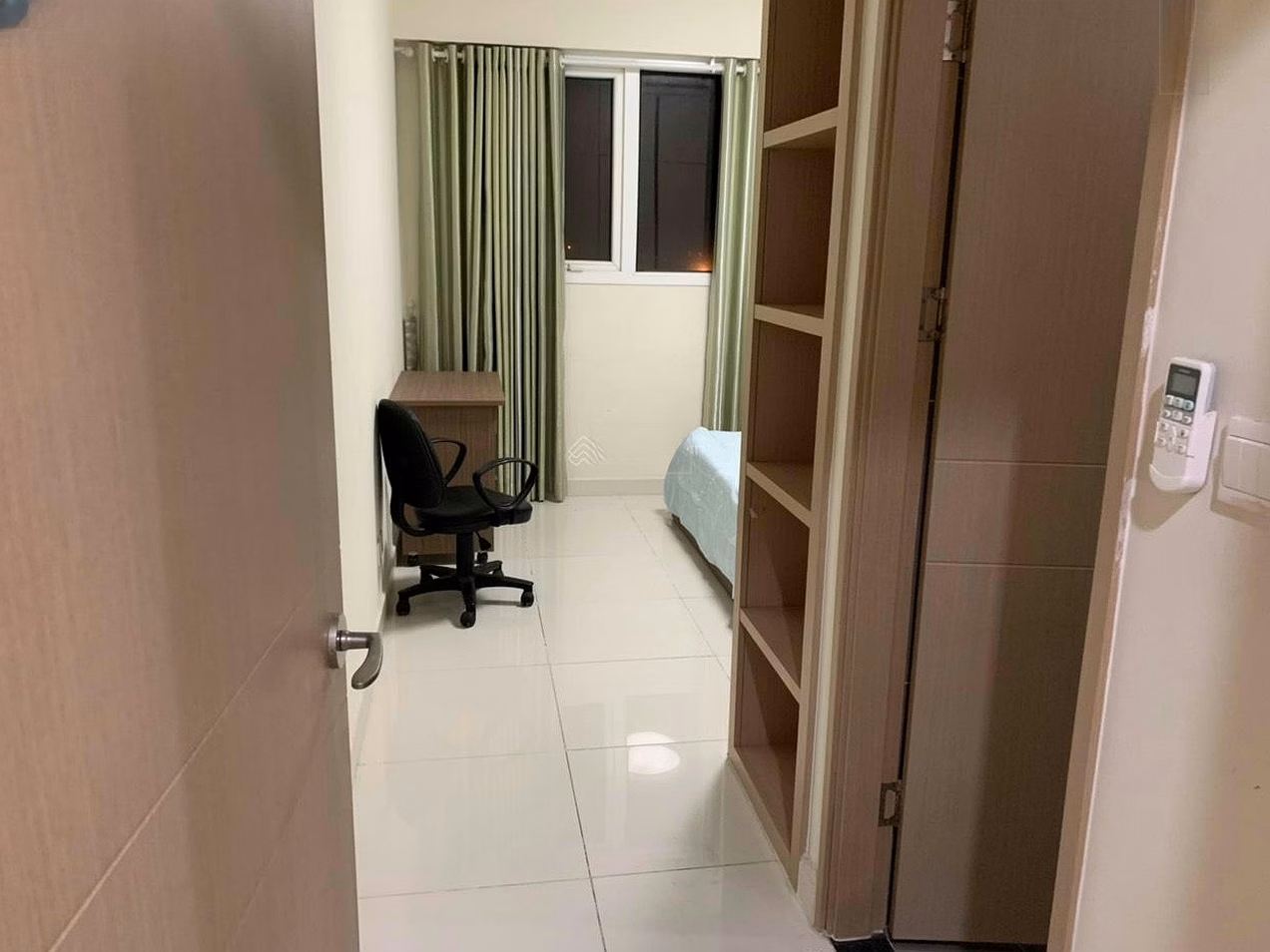 2 bedroom apartment for rent at The Eastern only 8 million/month - Wall-mounted furniture