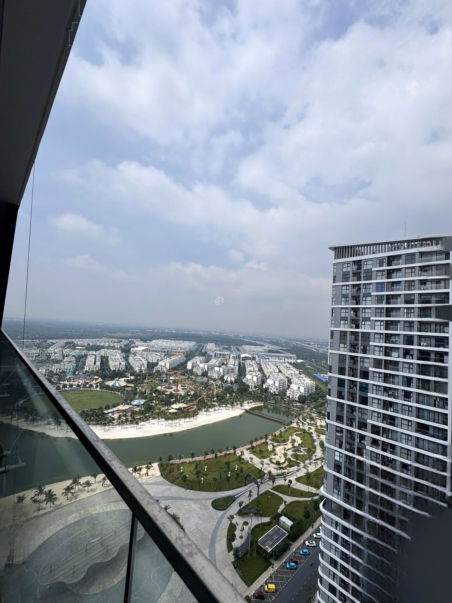 Urgent sale of The Beverly - Vinhomes Grand Park apartment, 5 billion, 80m2
