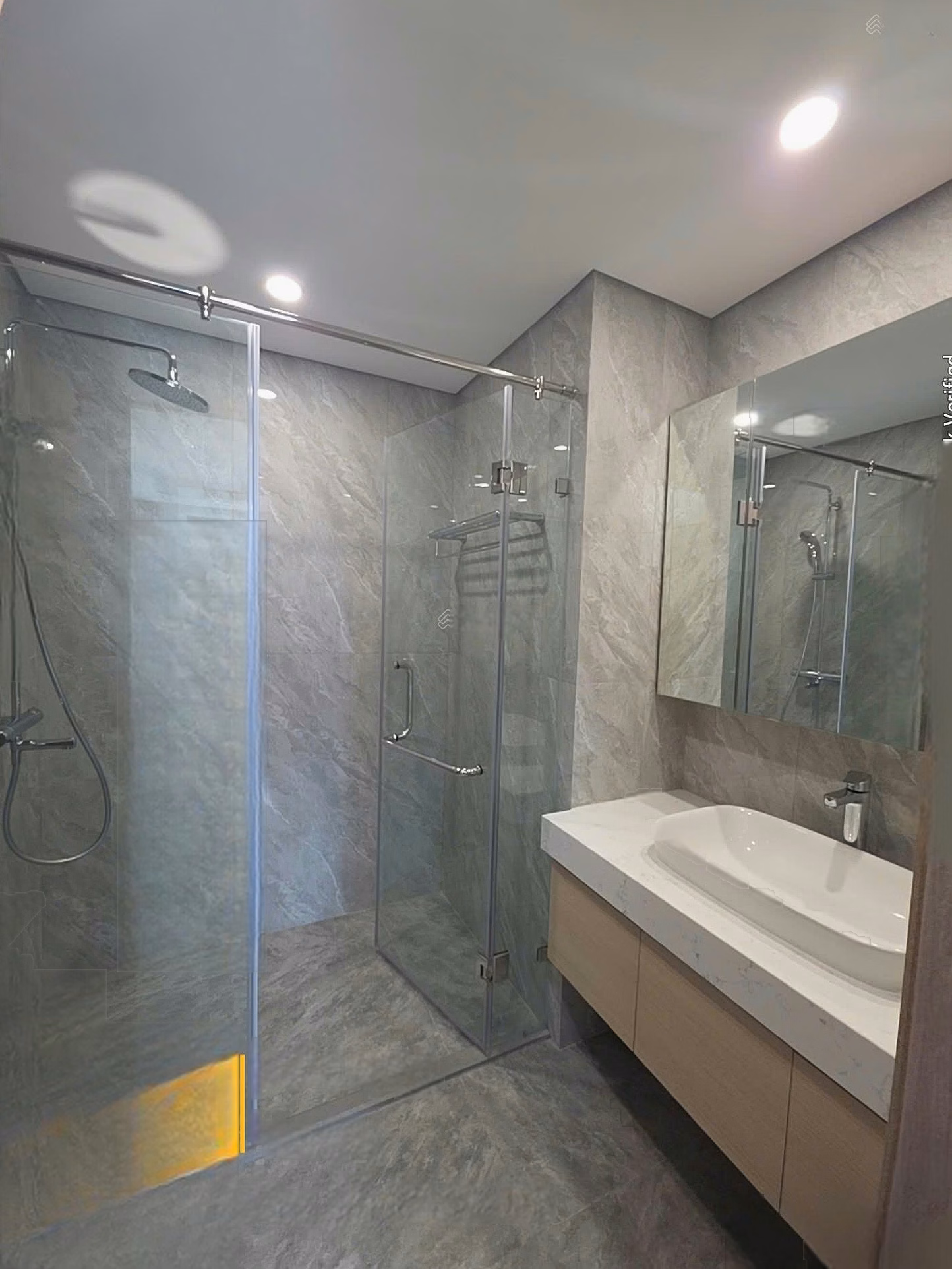 Remove stamp for 2-bedroom Endless Skyline Westlake apartment only 20 million/month - Contact now (***)