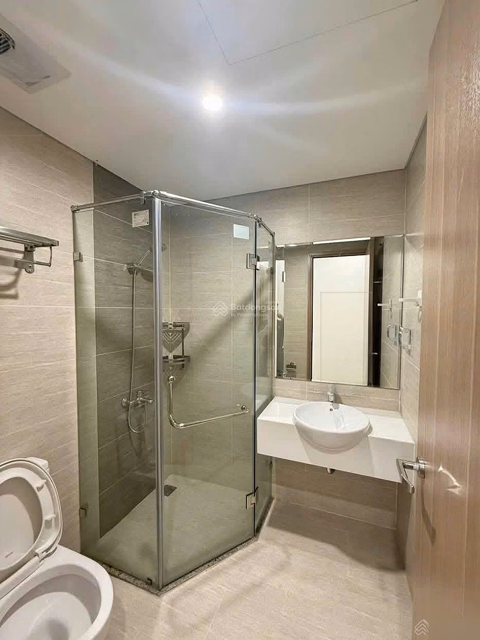 Fund of apartments for rent in Vinhomes Smart City Studio, 1 Bedroom, 2 Bedrooms, 3 Bedrooms Fully Furnished, Good Price
