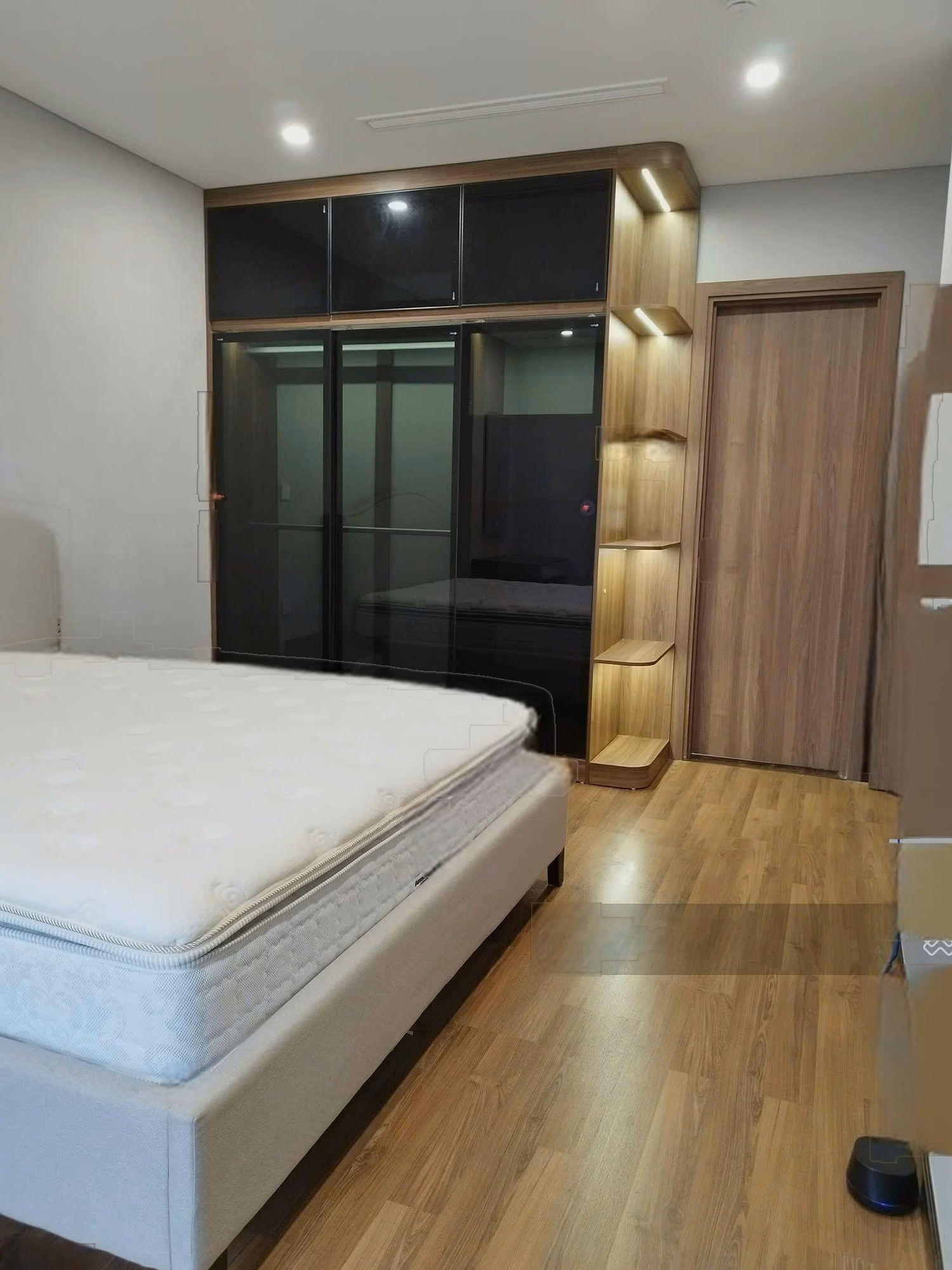 Mipec Xuan Thuy for rent, 83m2, 2 bedrooms - 2 bathrooms. Fully furnished 18 million/month***