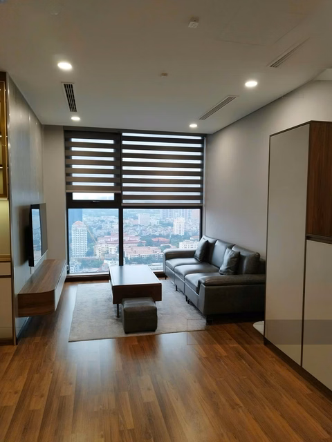 Mipec Xuan Thuy for rent, 83m2, 2 bedrooms - 2 bathrooms. Fully furnished 18 million/month. Contact: 0971 342 ***