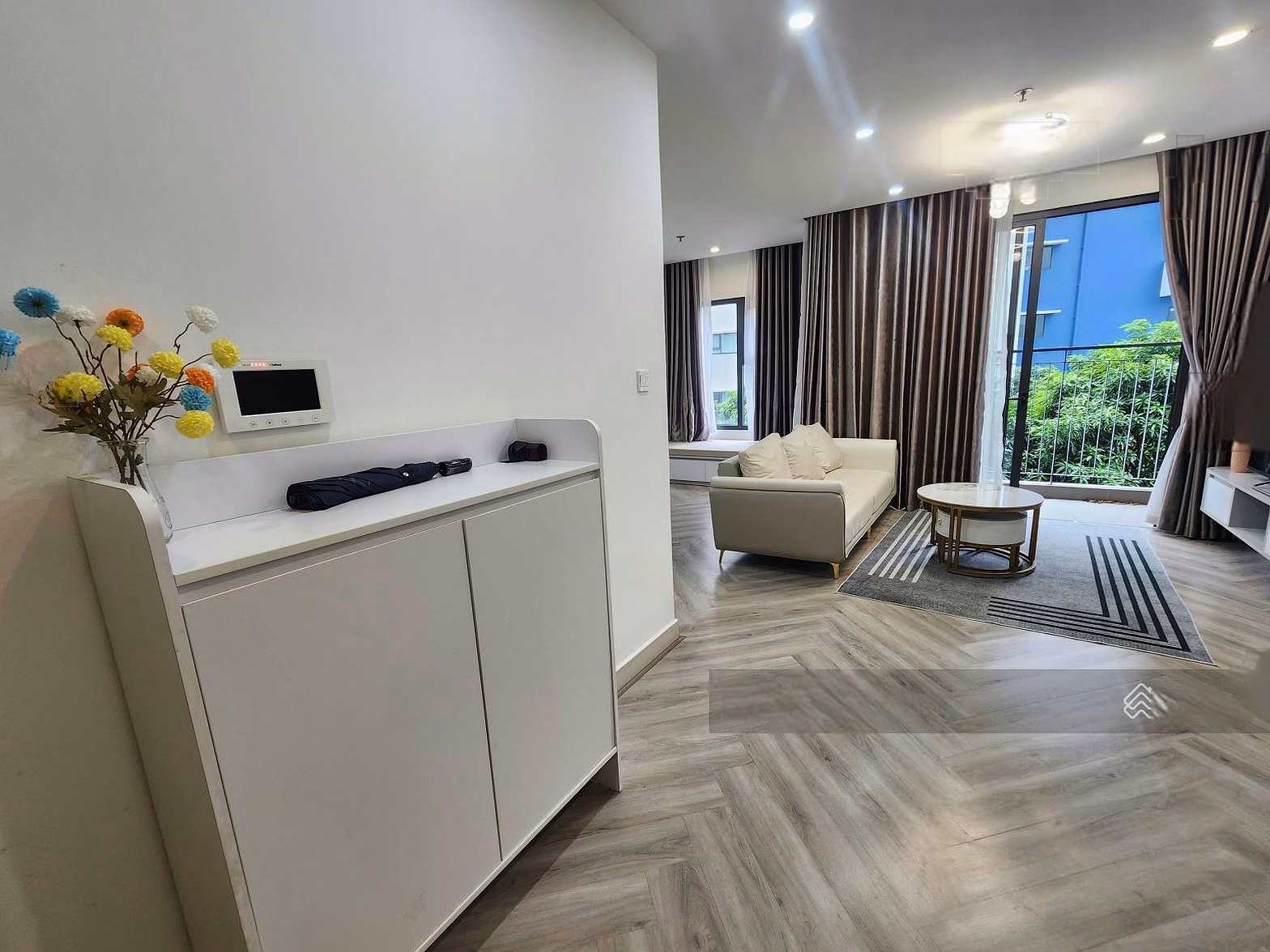 Near TechnoPark for only 10.5 million 2N2WC corner full luxury furniture
