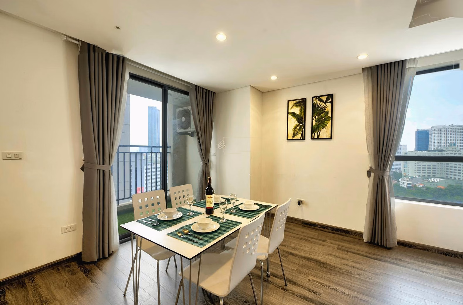 March beautiful apartment fund at Hong Kong Tower 2 bedrooms - 3 bedrooms fully furnished; Price from only 16 million/month