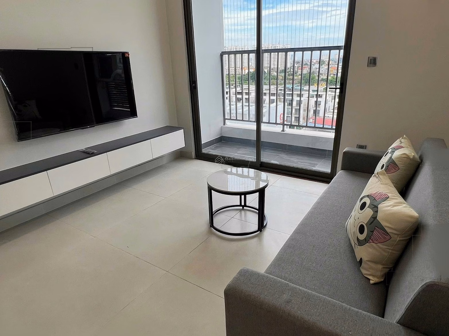 Summary of apartments for rent in Khai Son City with good prices: 1 year: 5 million, 2 days: 8 million, 3 years: 9 million - Phone number: 0981 757 ***