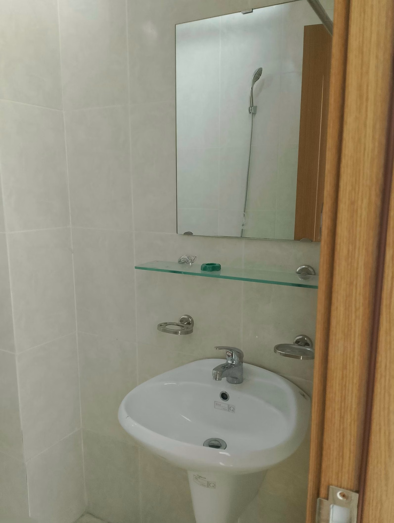 Apartment for rent at building 30T, Nam Trung Yen urban area. Area: 50m2. 1 bedroom, 1 bathroom