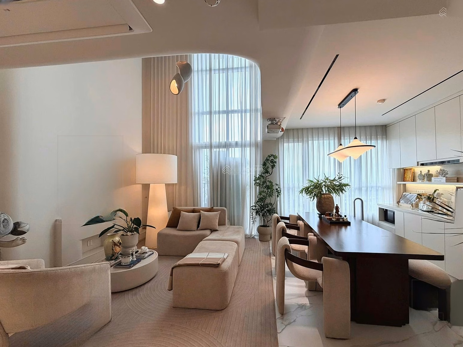 Vista Verde apartment for sale comes with high quality furniture