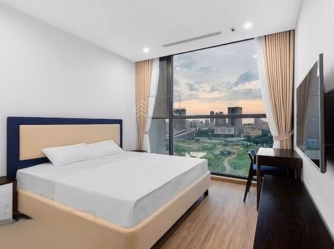 Vinhomes Skylake luxury apartment for rent with 4 bedrooms full of electronics, price 2,200$/month including tax