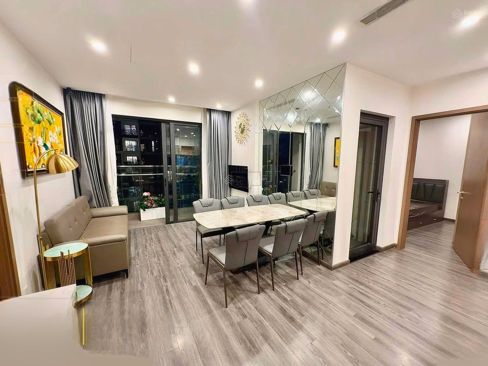 Tonkin apartment for rent, 65m2, newly empty, fully furnished, looking for loyal customers