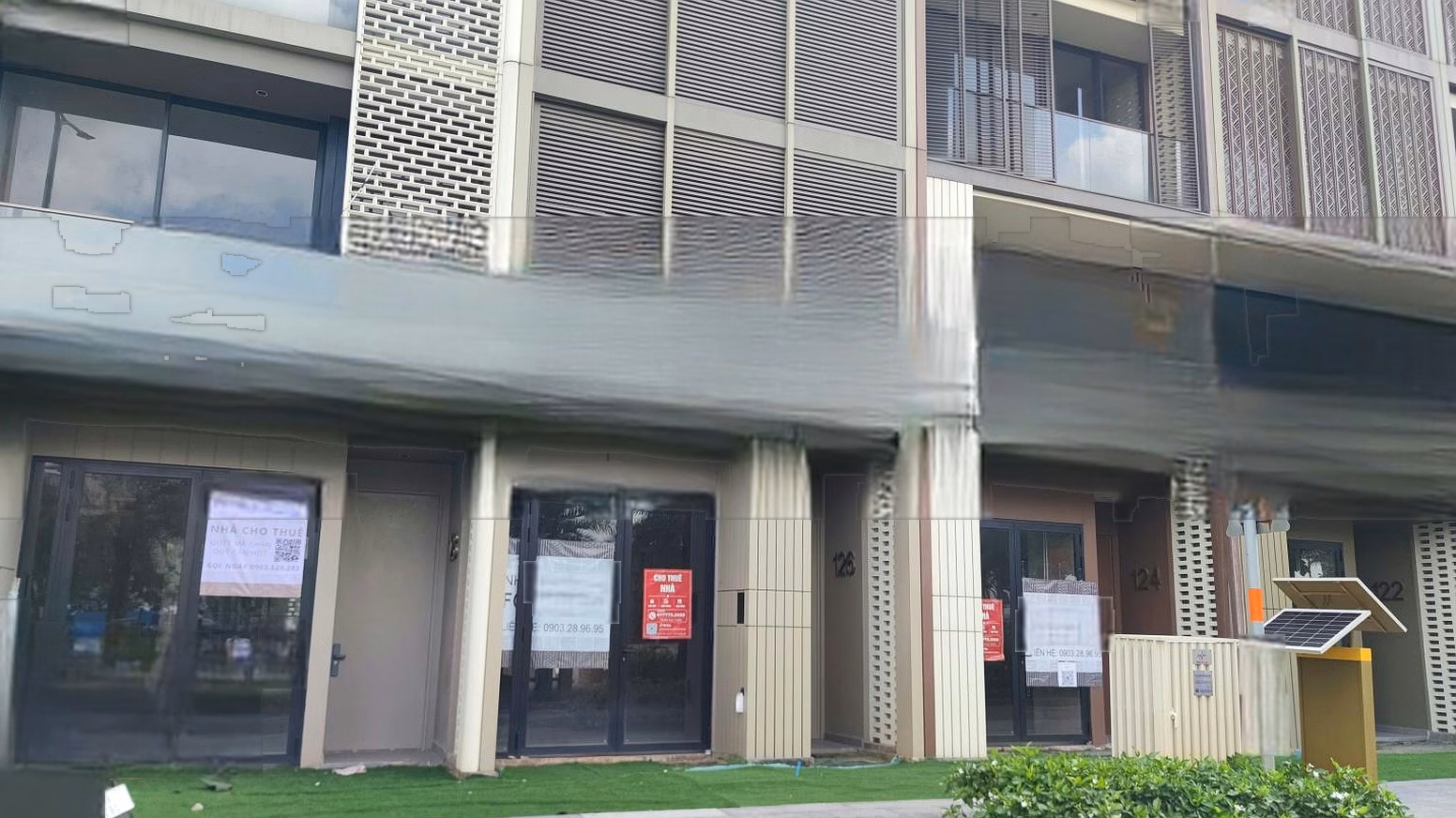 For rent 4 adjacent shophouses 1,384m2 frontage 20m The Global City 2 frontages adjacent to model house