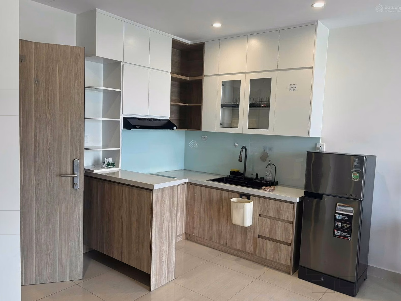 Cheap price 1 bedroom + Vinhomes Grand Park only 2.15 billion!