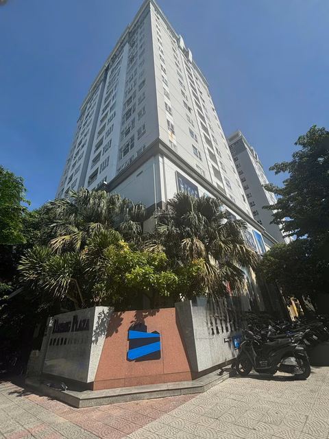3 bedroom apartment for rent, Da Nang Plaza, 16 Tran Phu, 131m, close to the Han River bank, high floor, nice view, 25 million