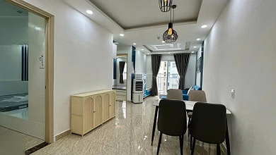 Fully furnished PH apartment for rent, right near the beach. 23rd floor Beautiful & airy view