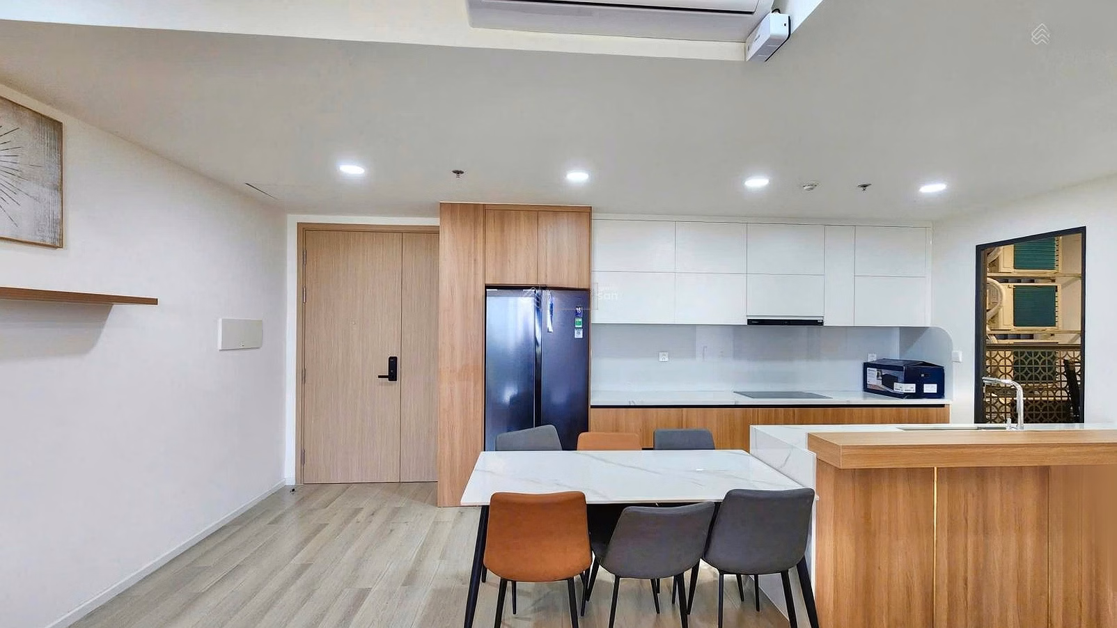 Full luxury 3 bedroom apartment for rent for only 20 million at Lumière Boulevard | Vinhomes Grand Park District 9