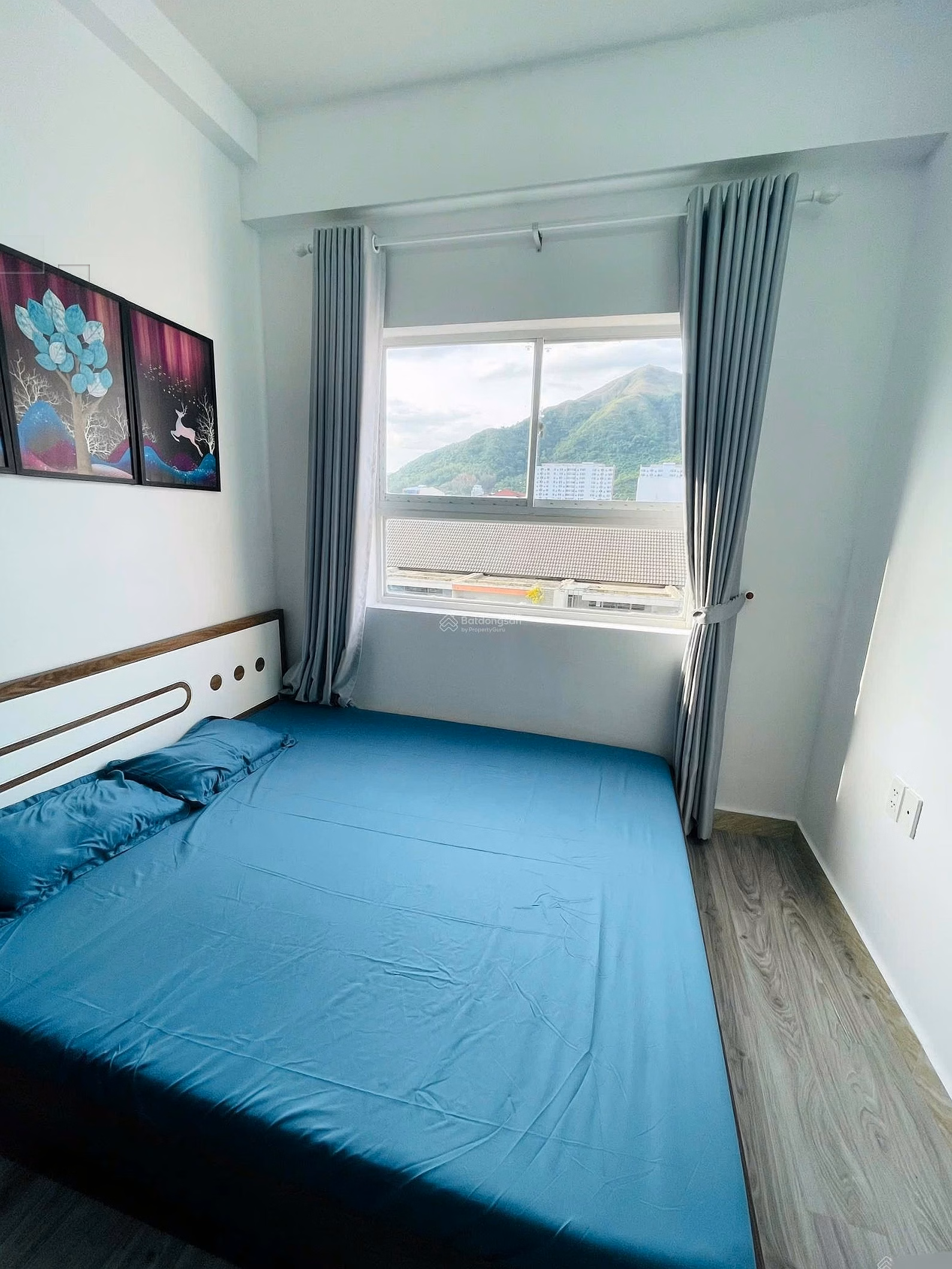 Selling fully furnished apartment with good cash flow
