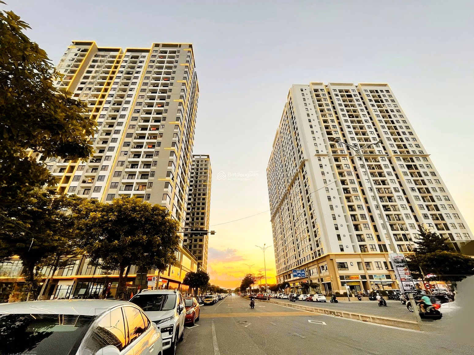 2-bedroom apartment for rent, 68m FPT Plaza 3, minimalist, luxurious interior - Accepts foreign guests