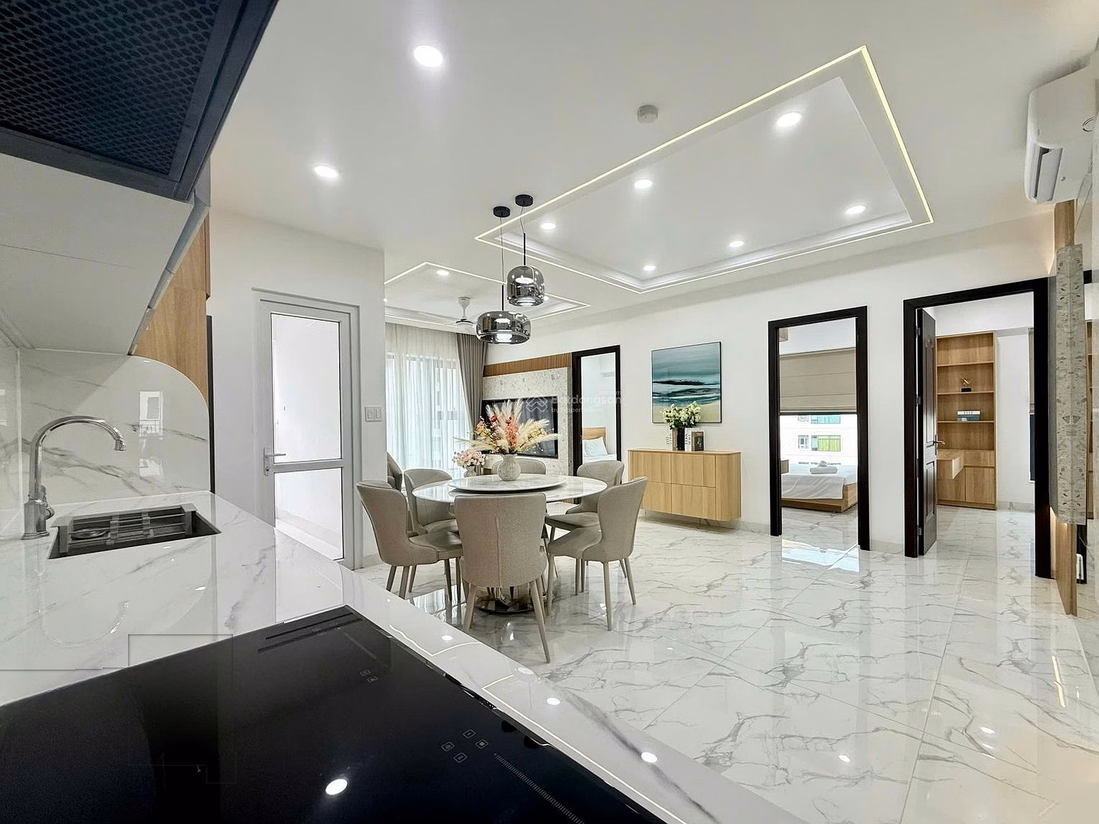 Selling corner apartment 3716, 88m2, 3 bedrooms at Muong Thanh Vien Trieu apartment building, Nha Trang, super rare sea view