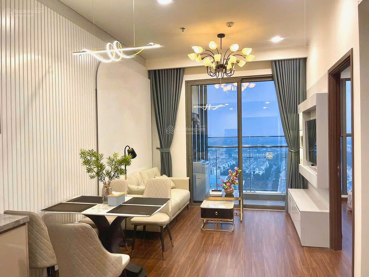 Cut loss of 600 million 2 bedrooms, 71m2, price 5 billion, direct view of lake and school
