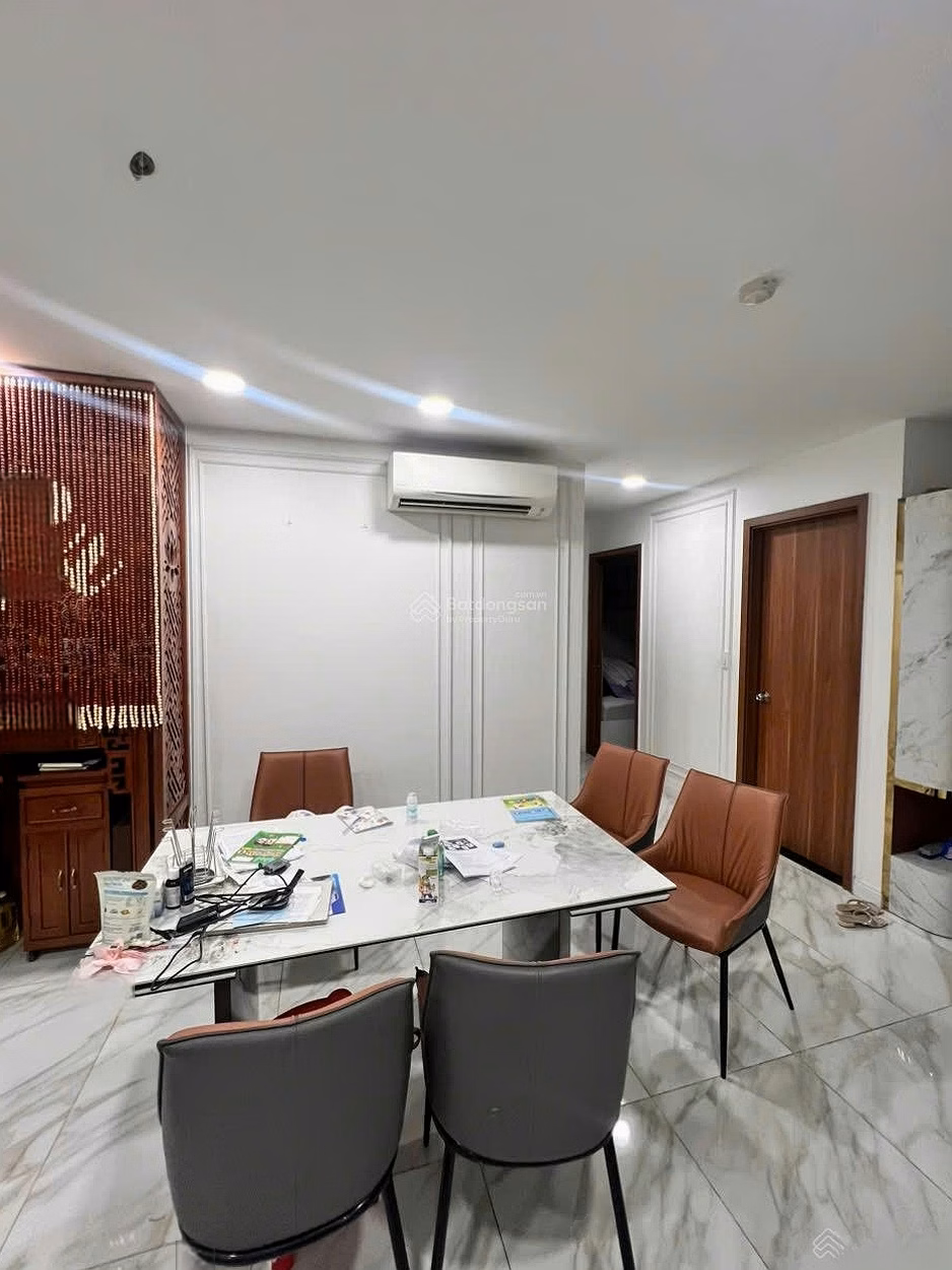 CityLand Park Hills apartment for sale, 2 bedrooms, 2 bathrooms, pink book, good price from only 5 billion