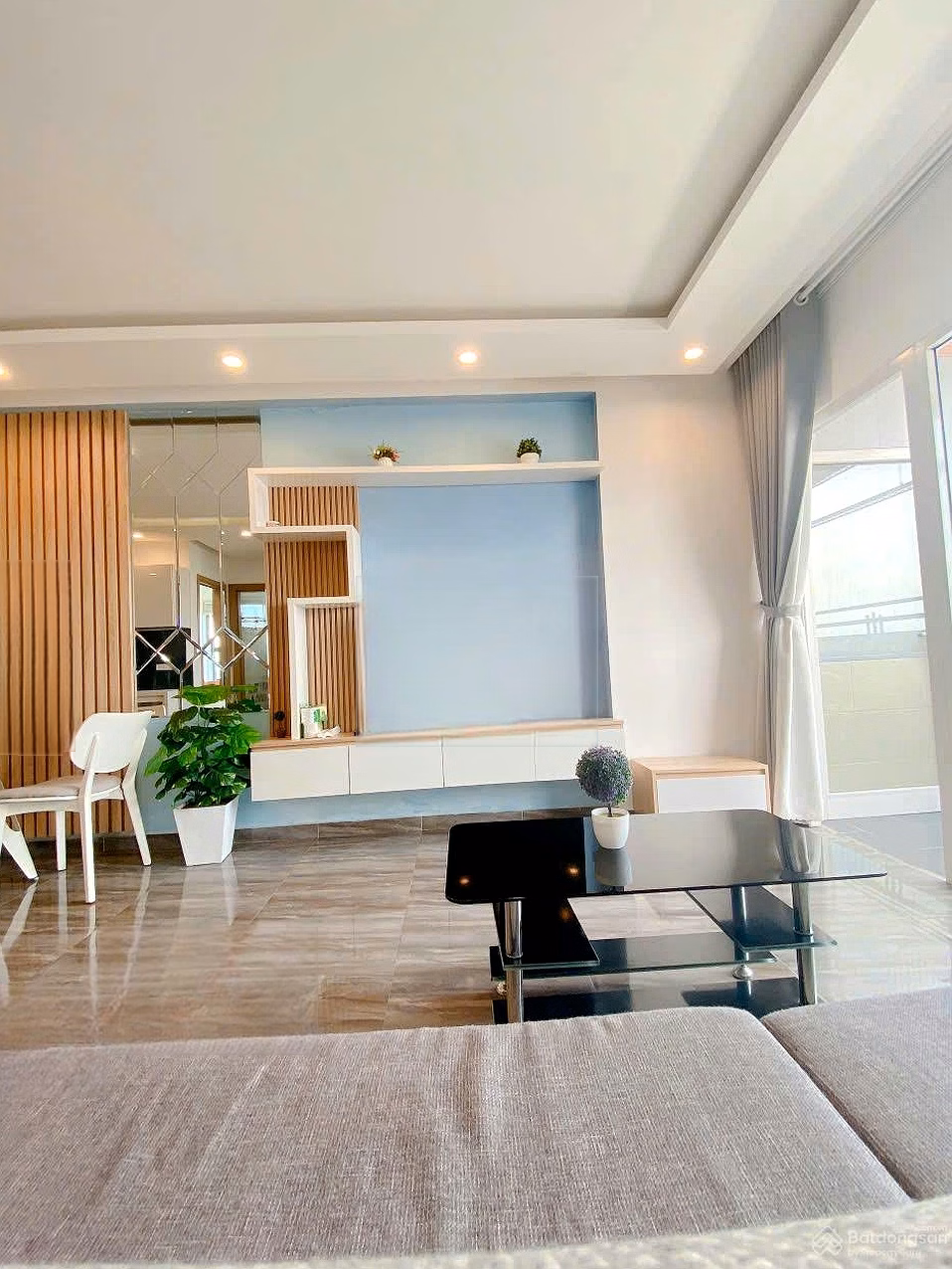 Muong Thanh apartment for rent, front of My Khe beach, Vo Nguyen Giap, Da Nang