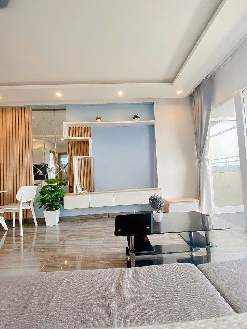 Muong Thanh apartment for rent, front of My Khe beach, Vo Nguyen Giap, Da Nang