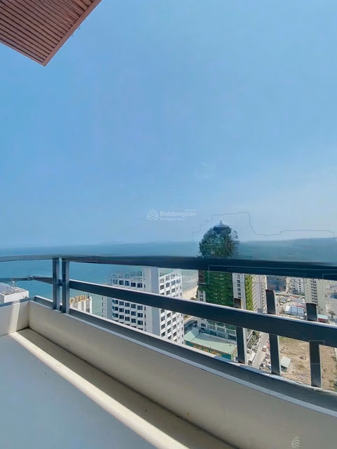 Muong Thanh apartment for rent, front of My Khe beach, Vo Nguyen Giap, Da Nang