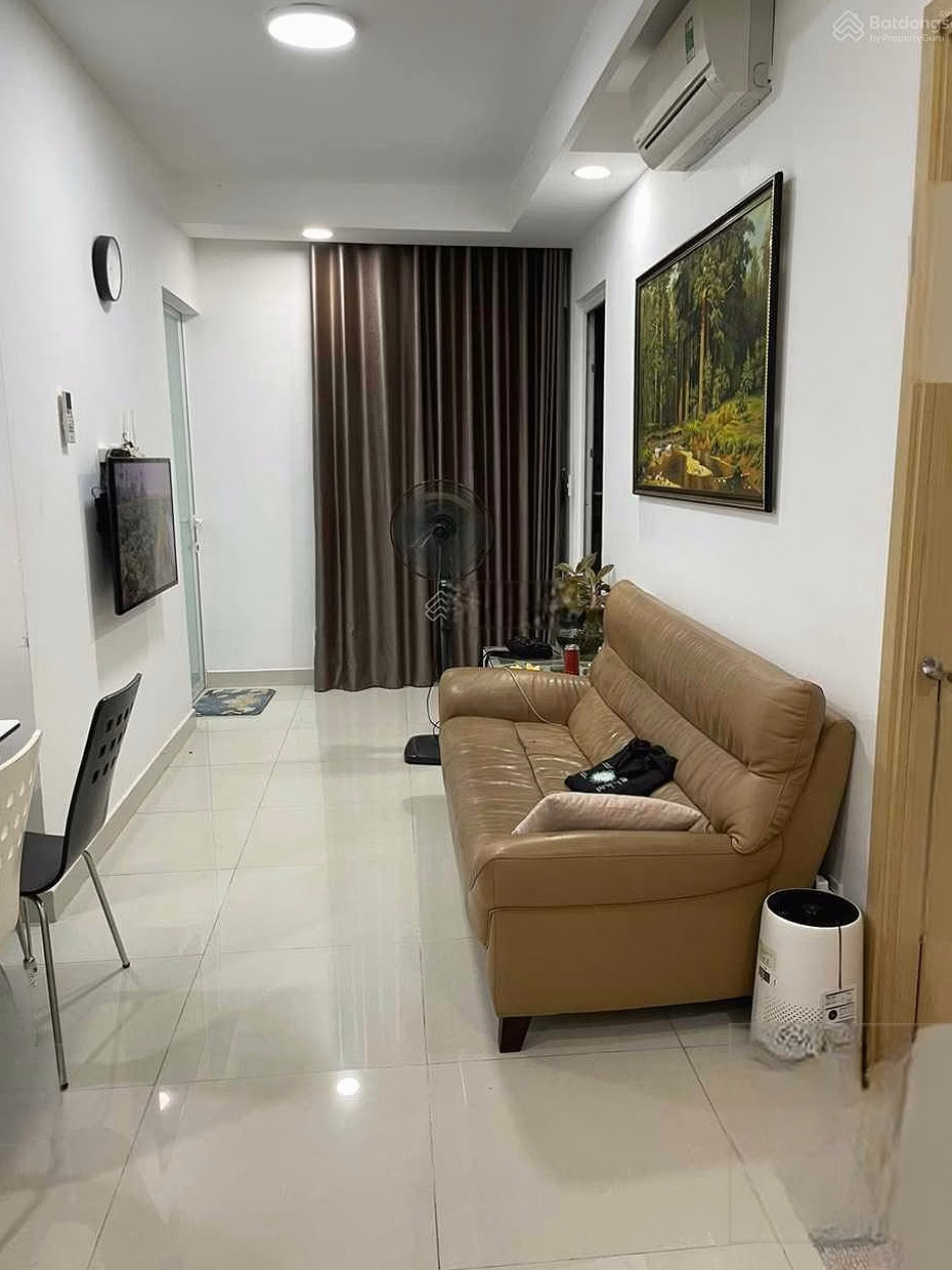 Selling fully furnished apartment 3.8 billion 2 bedrooms 63m2 in An Gia HCM apartment, cheap price. Contact 0916 466 ***