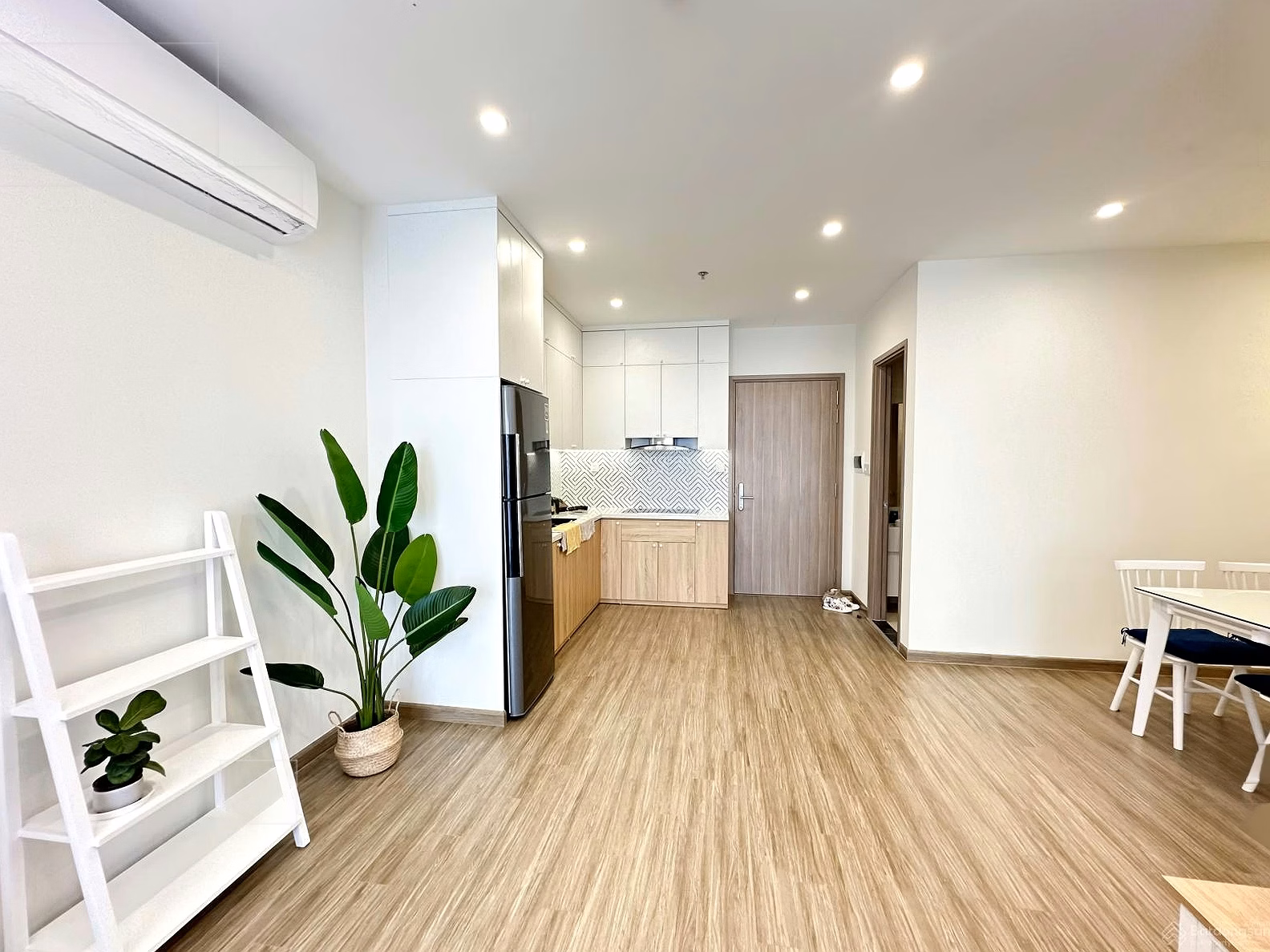 Vinhomes Smart City rental apartment fund | Studio, 1 bedroom, 1 bedroom+1, 2 bedroom, 3 bedroom | Price from 6 million