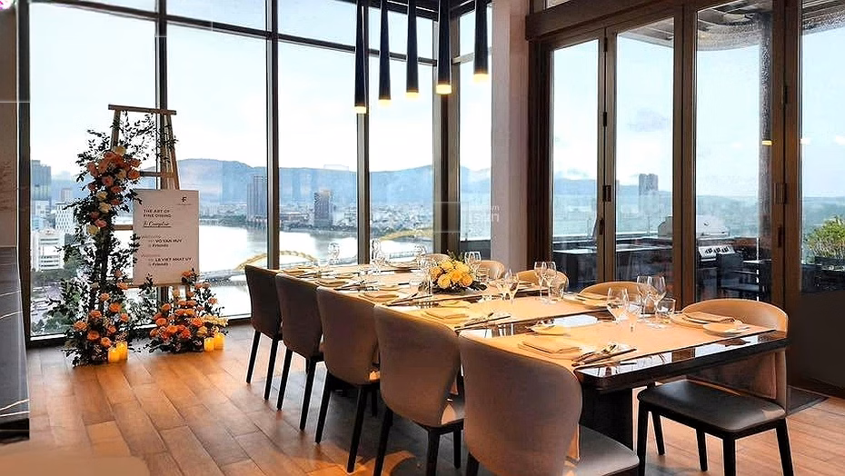 Apartment for rent with 3 bedrooms, 2 bathrooms, 125m2 at The Filmore Da Nang, price 130 million VND